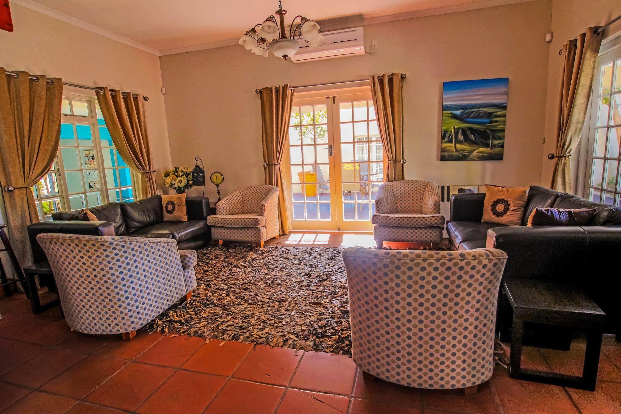 A&A Guesthouse Port Elizabeth Exterior foto